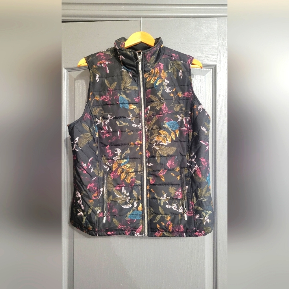 Christopher & Banks light vest. Floral, large women's vest.